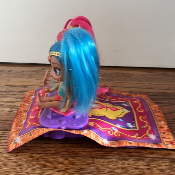 Shimmer and shine magic carpet set with dolls PARTIALLY USED - Picture 3 of 9